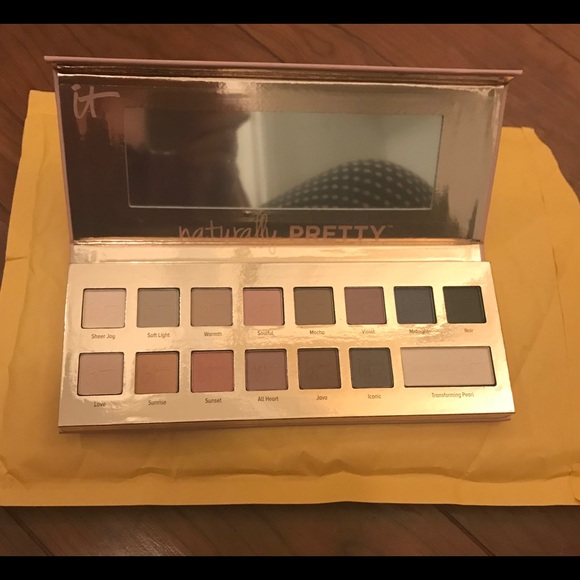 NWT-IT Cosmetics eye shadow palette - Picture 2 of 5